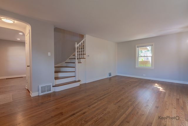 1335 Briar Court, Des Plaines, IL 60018