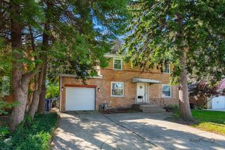 1335 Briar Court, Des Plaines, IL 60018