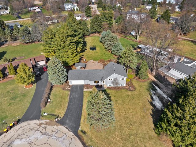 568 PAMELA Court, Gilberts, IL 60136