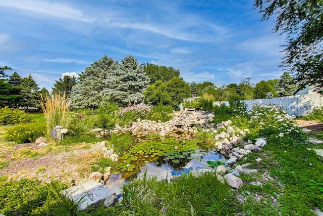 568 PAMELA Court, Gilberts, IL 60136