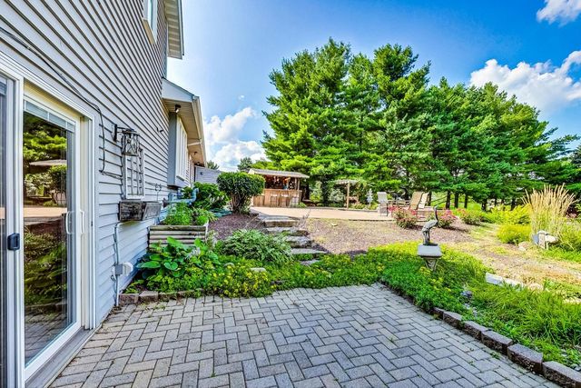 568 PAMELA Court, Gilberts, IL 60136