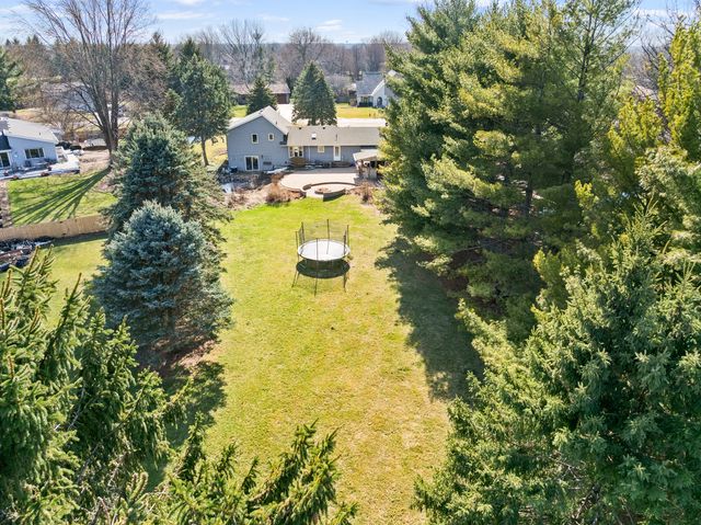 568 PAMELA Court, Gilberts, IL 60136