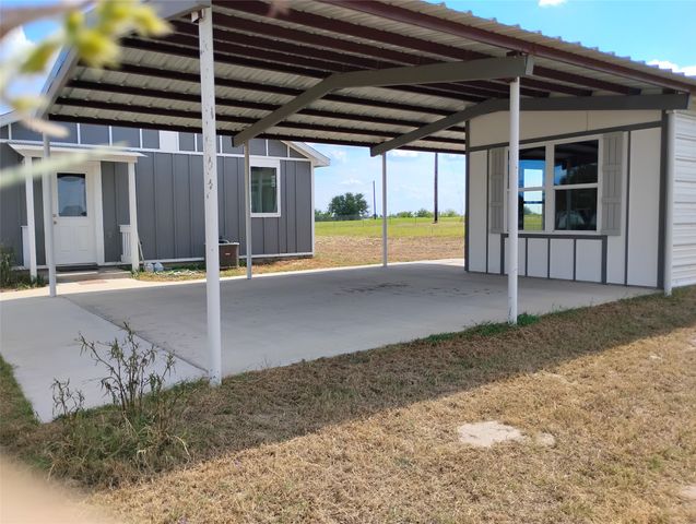 1999 County Road 3103, Edgewood, TX 75117