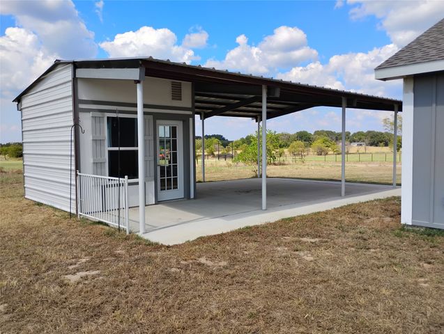 1999 County Road 3103, Edgewood, TX 75117