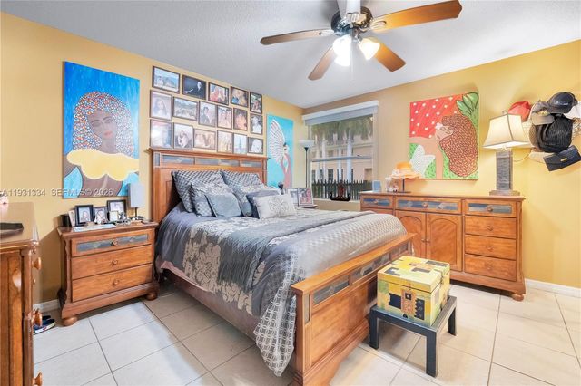 17560 Atlantic Blvd 118, Sunny Isles Beach, FL 33160