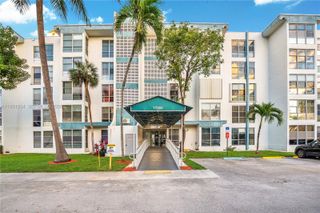 17560 Atlantic Blvd 118, Sunny Isles Beach, FL 33160