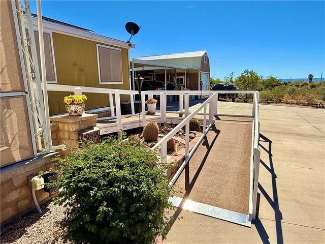3720 N Hope Road, Golden Valley, AZ 86413