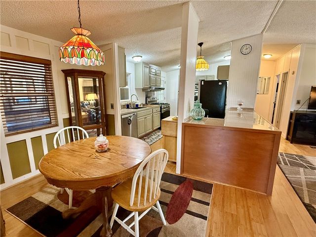 3720 N Hope Road, Golden Valley, AZ 86413