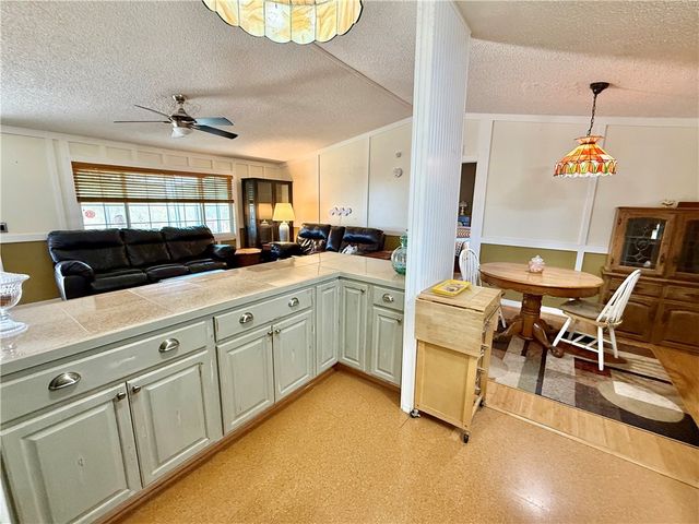 3720 N Hope Road, Golden Valley, AZ 86413