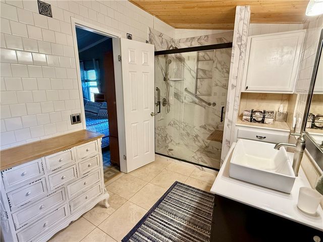 3720 N Hope Road, Golden Valley, AZ 86413