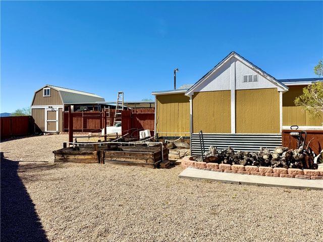 3720 N Hope Road, Golden Valley, AZ 86413