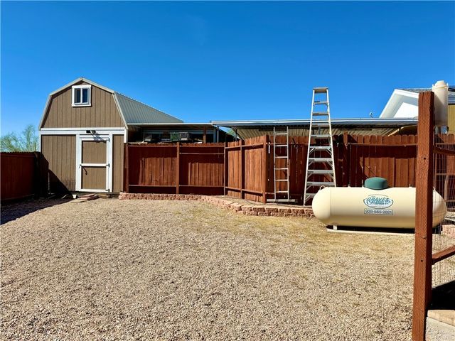 3720 N Hope Road, Golden Valley, AZ 86413