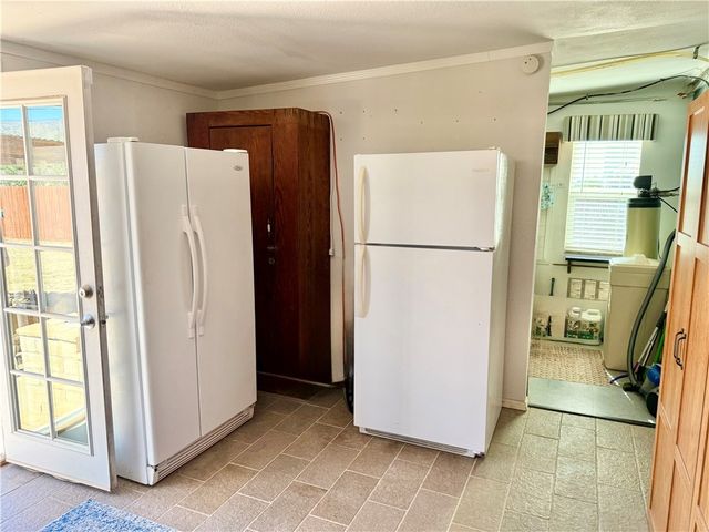 3720 N Hope Road, Golden Valley, AZ 86413