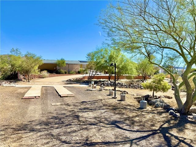 3720 N Hope Road, Golden Valley, AZ 86413