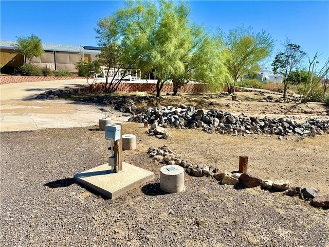 3720 N Hope Road, Golden Valley, AZ 86413