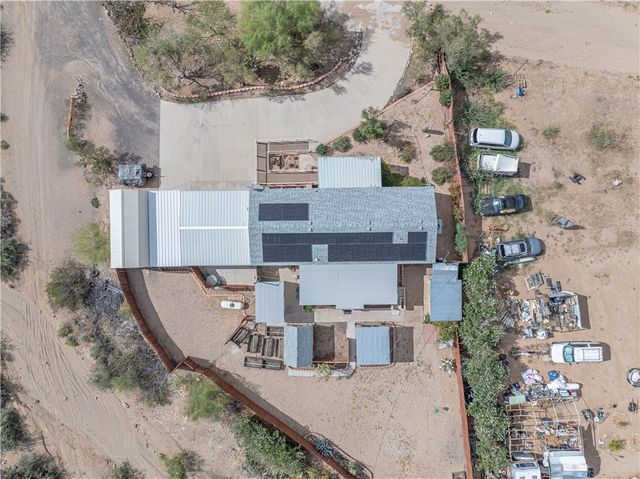 3720 N Hope Road, Golden Valley, AZ 86413