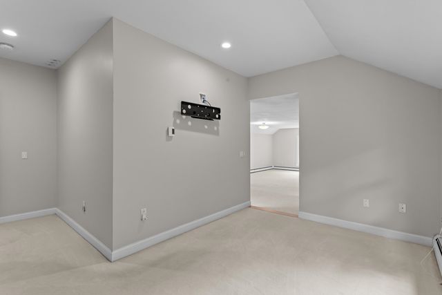 2 Cummings Road, Merrimack, NH 03054