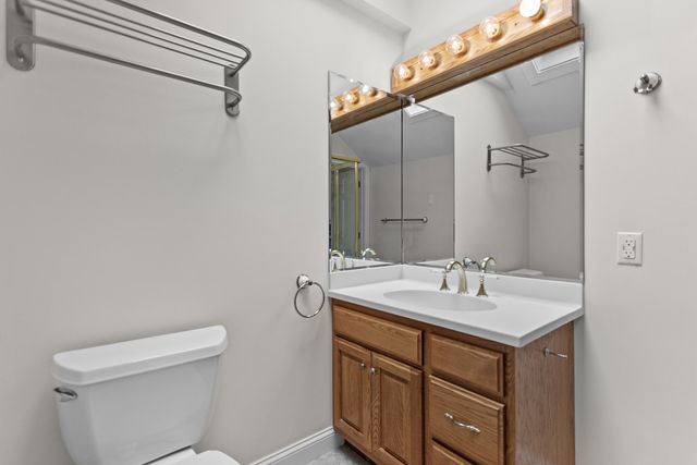 2 Cummings Road, Merrimack, NH 03054