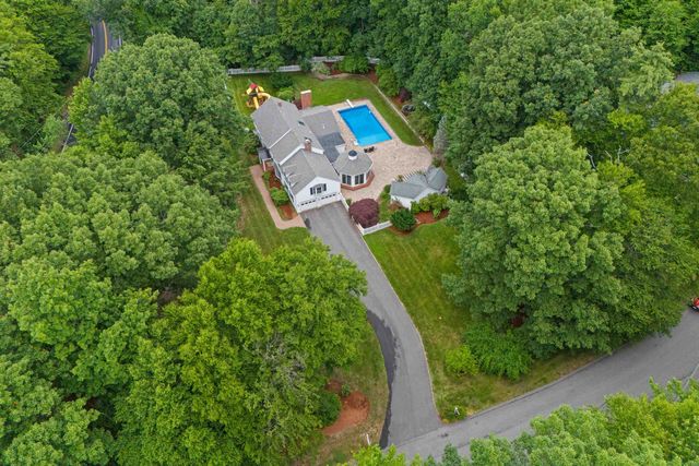 2 Cummings Road, Merrimack, NH 03054