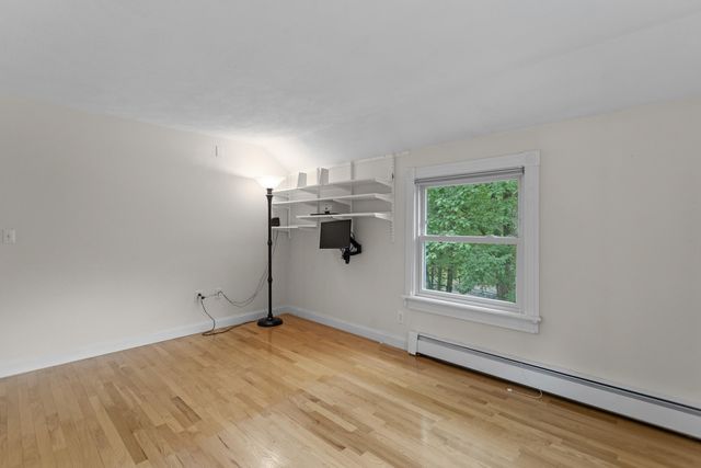2 Cummings Road, Merrimack, NH 03054