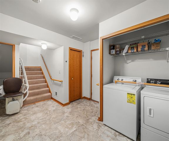 651 N 5th Avenue, Ann Arbor, MI 48104