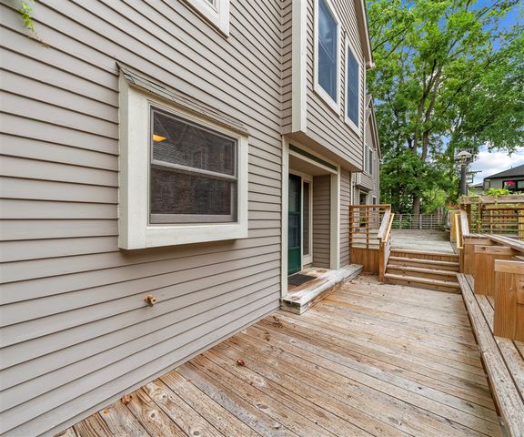 651 N 5th Avenue, Ann Arbor, MI 48104