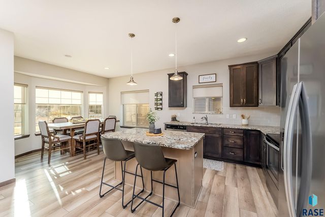 9520 W Keyrell Cir Circle, Sioux Falls, SD 57106