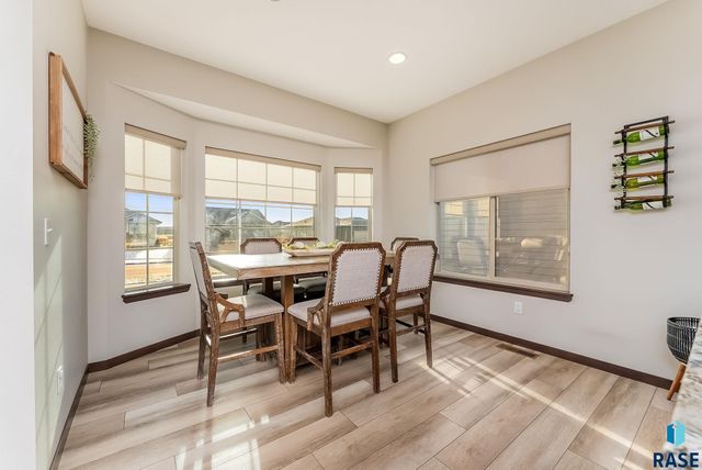 9520 W Keyrell Cir Circle, Sioux Falls, SD 57106