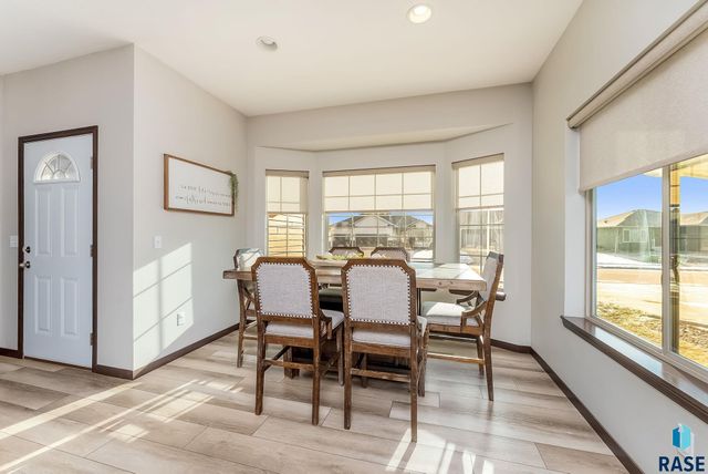 9520 W Keyrell Cir Circle, Sioux Falls, SD 57106