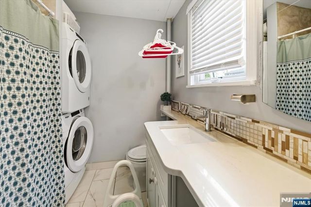 715 5TH ST 5th Street, Lyndhurst, NJ 07071