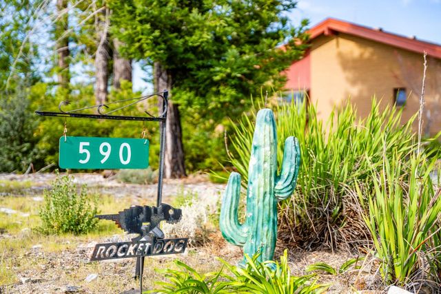 590 Pineridge Road, Santa Cruz, CA 95060