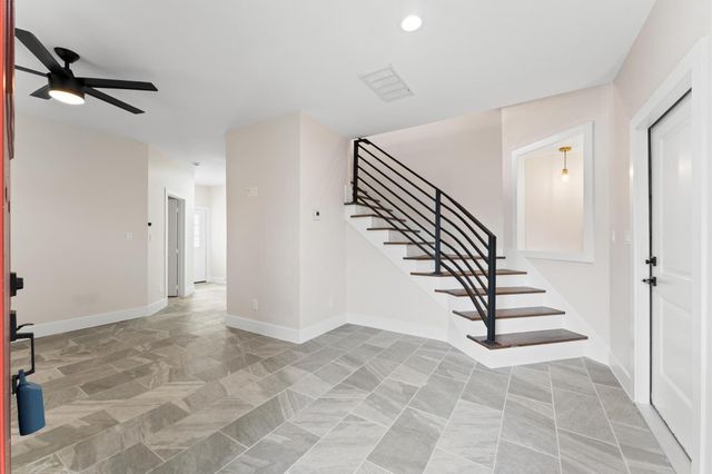 1908 Dismuke Street A, Houston, TX 77023