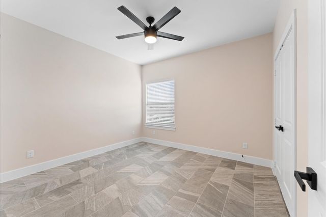 1908 Dismuke Street A, Houston, TX 77023