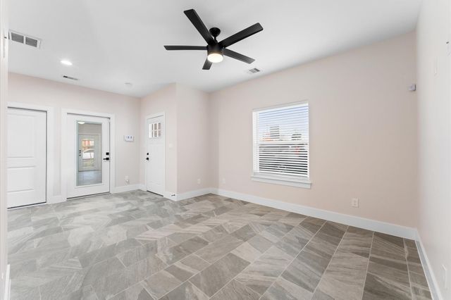 1908 Dismuke Street A, Houston, TX 77023