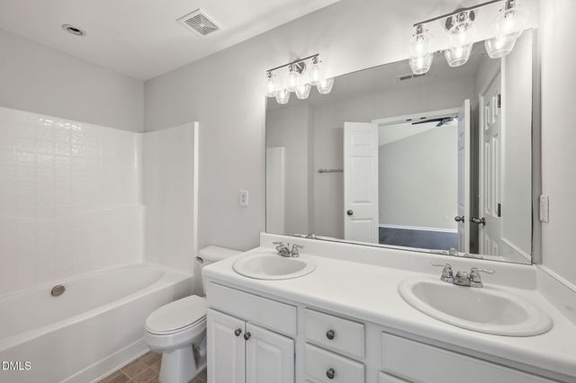 8211 Clasara Circle, Raleigh, NC 27613