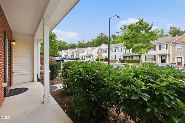 8211 Clasara Circle, Raleigh, NC 27613