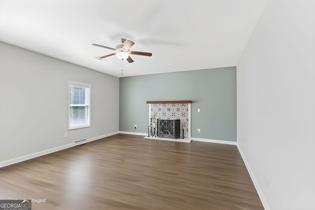140 Fenwick Farms Drive, Lagrange, GA 30241