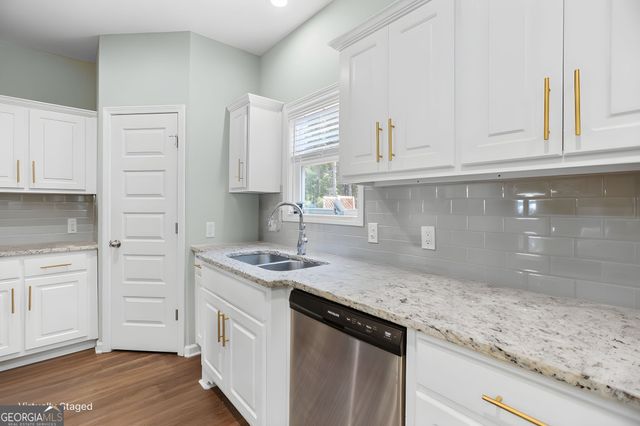 140 Fenwick Farms Drive, Lagrange, GA 30241