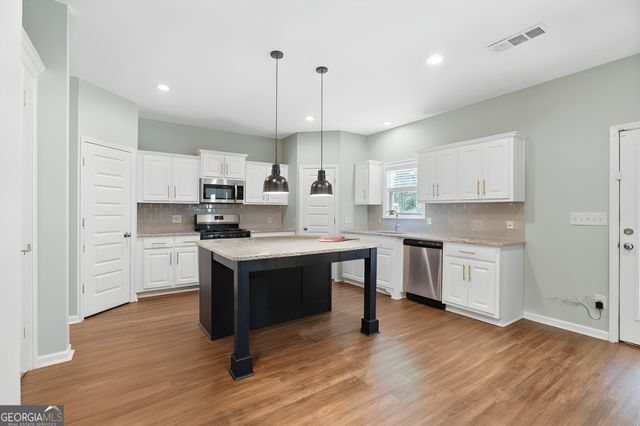 140 Fenwick Farms Drive, Lagrange, GA 30241
