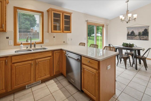 2645 Mica Road, Fitchburg, WI 53711