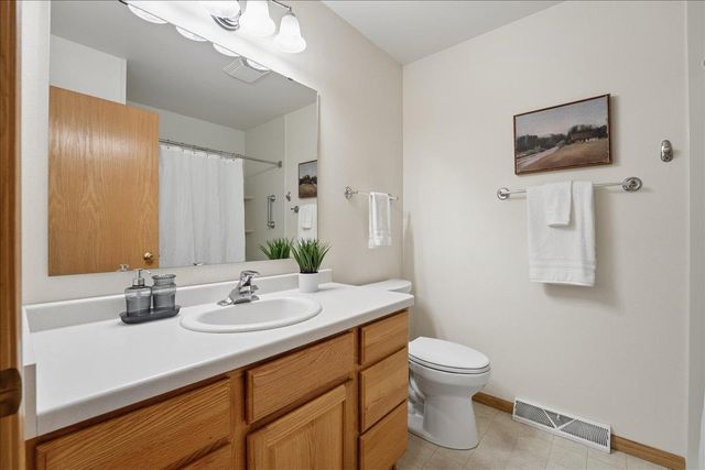 2645 Mica Road, Fitchburg, WI 53711