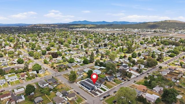 2303 E Longfellow Ave, Spokane, WA 99207