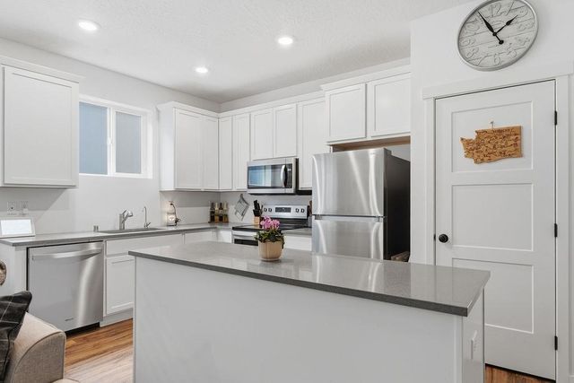 2303 E Longfellow Ave, Spokane, WA 99207