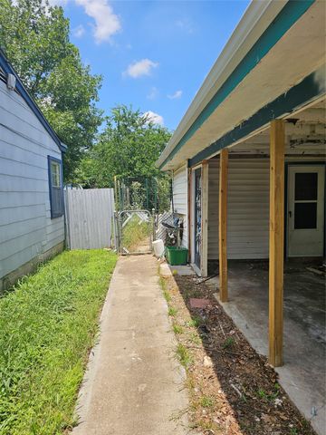 1420 Edney Street, Fort Worth, TX 76115