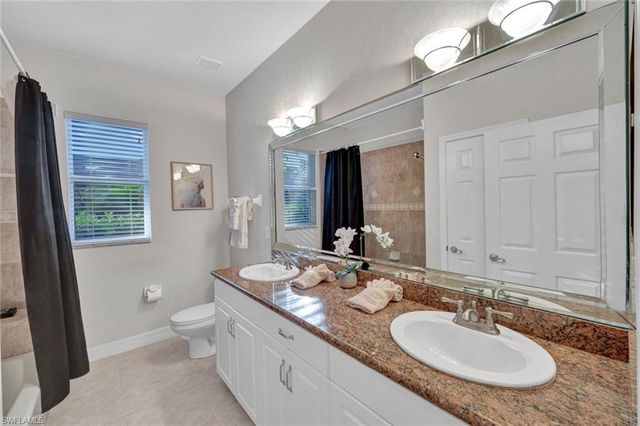 7830 Twin Eagle LN, Fort Myers, FL 33912