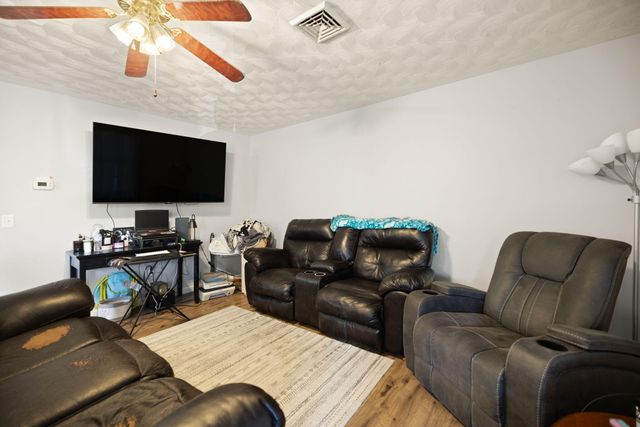 234 Grab Nickell Hill, Morehead, KY 40351
