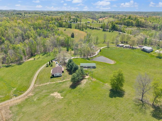 234 Grab Nickell Hill, Morehead, KY 40351