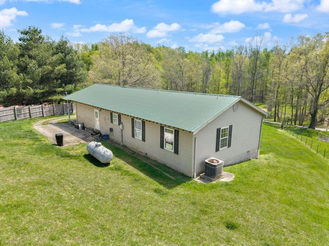 234 Grab Nickell Hill, Morehead, KY 40351
