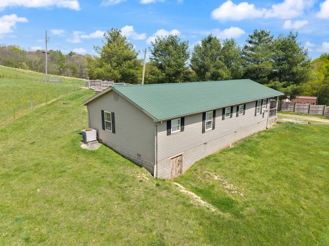 234 Grab Nickell Hill, Morehead, KY 40351