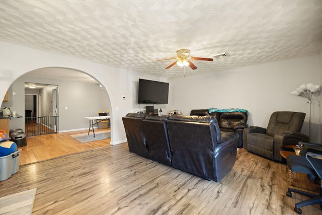 234 Grab Nickell Hill, Morehead, KY 40351